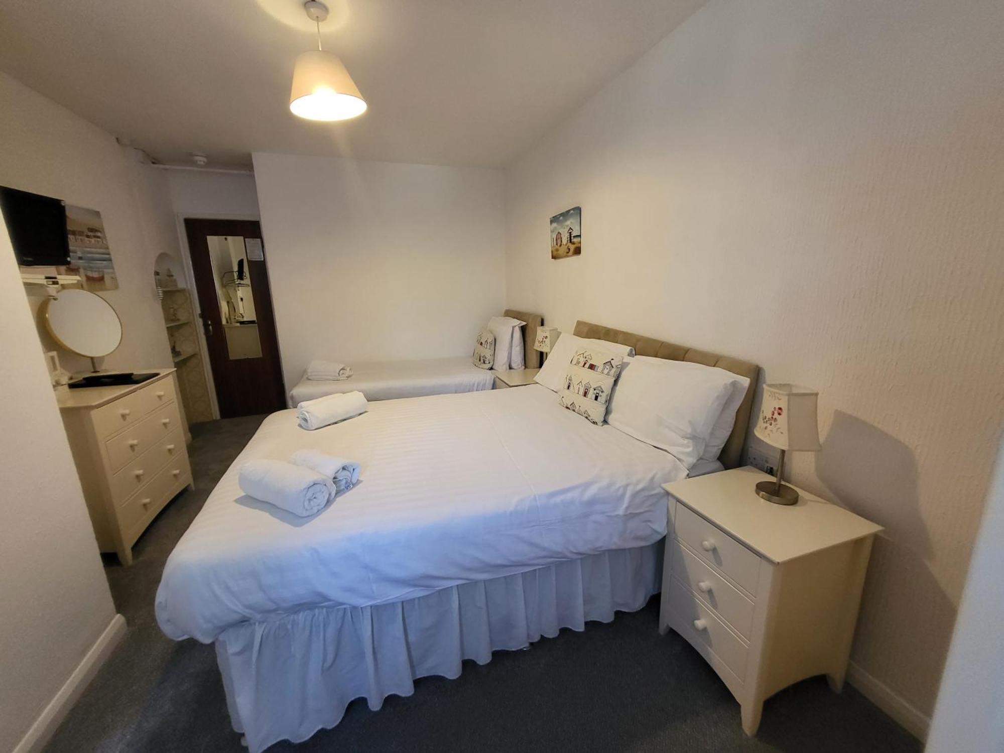 Eastmount Hall Hotel Shanklin Room photo