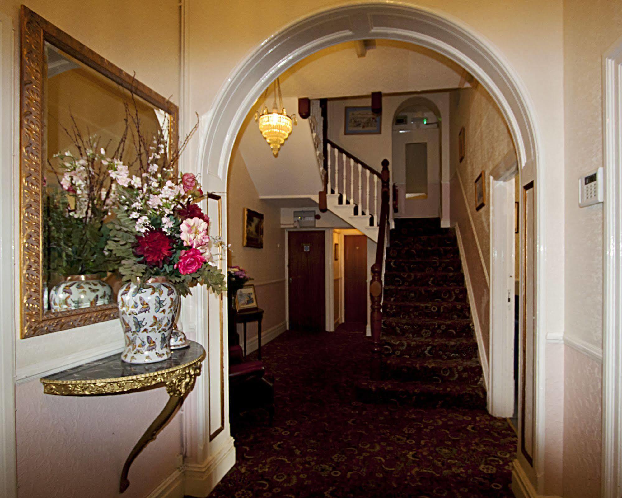 Eastmount Hall Hotel Shanklin Exterior photo